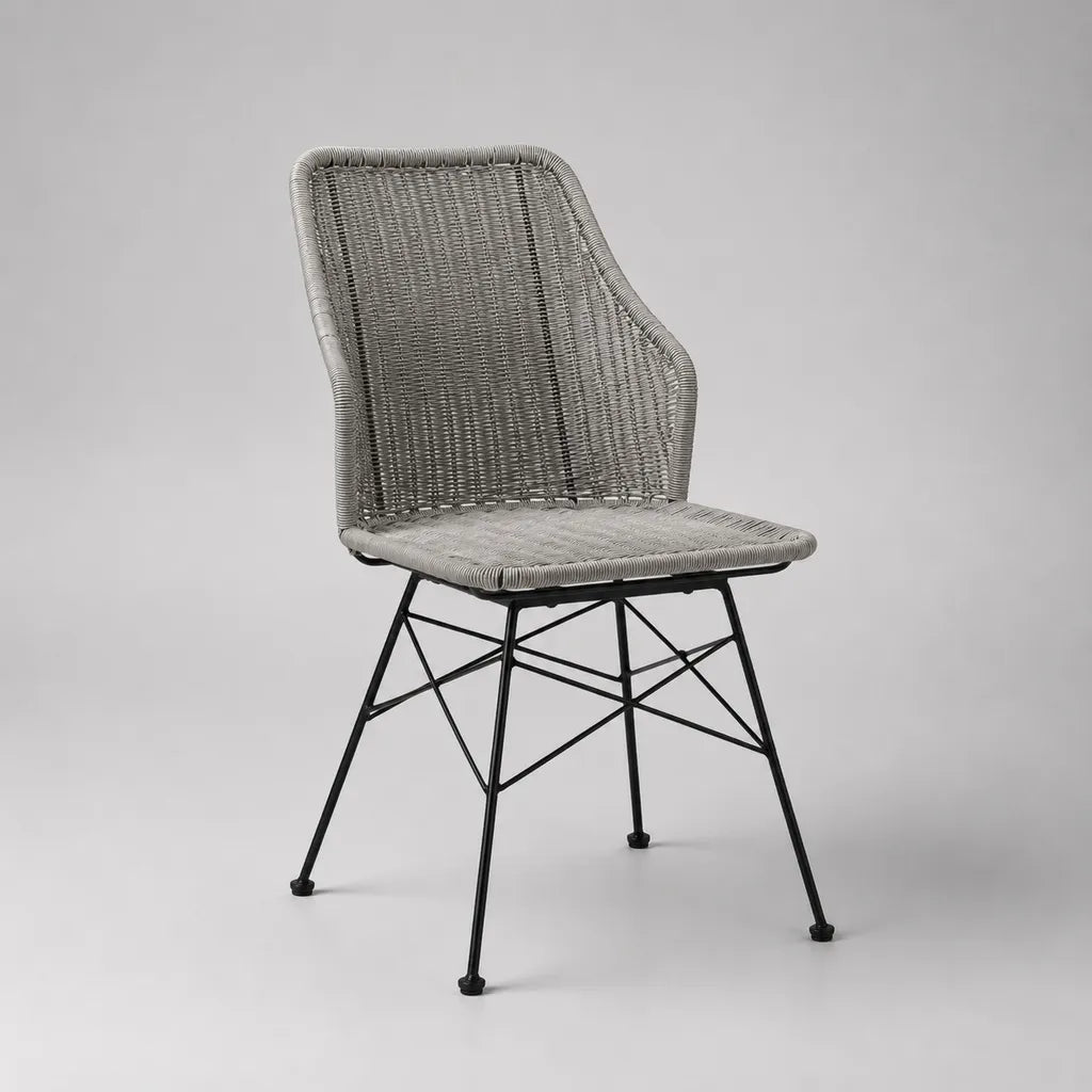 Chaise de salle à manger en corde PE grise et acier noir, 55 × 60 × 85 cm